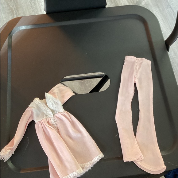 Vintage Barbie Clothes. Sixties and seventies. Some are handmade others not. - Picture 5 of 5